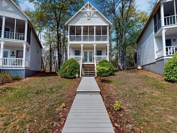 121 Harborview, Grand Rivers, KY 42045