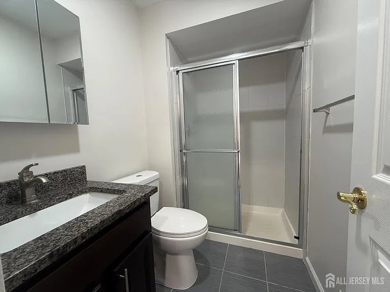 1502 Edison Glen Ter — Photo 19