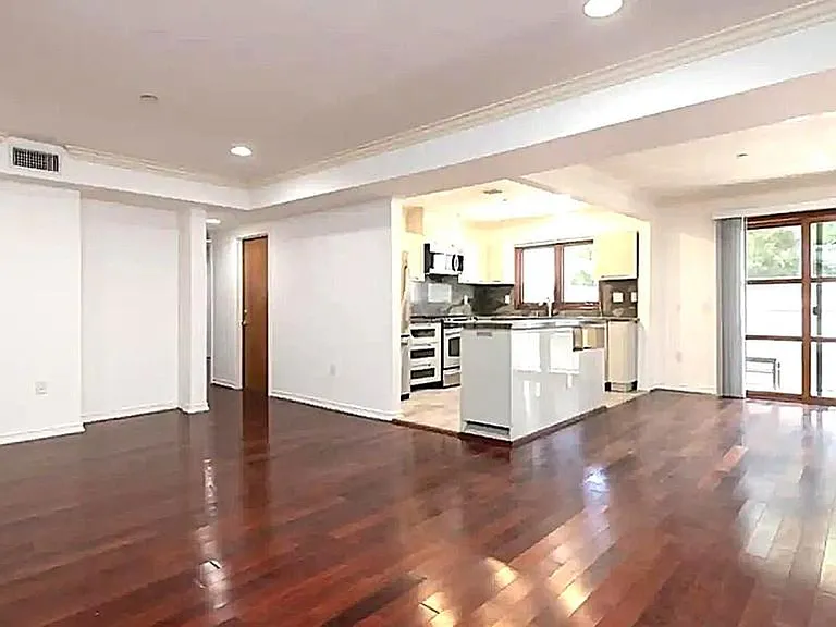 1663 Selby Ave #3 — Photo 6