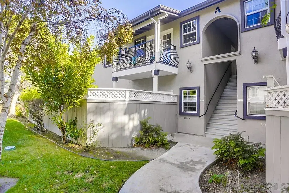 3 bed, 2.0 bath, 1164 sqft, $3,600 — Photo 1