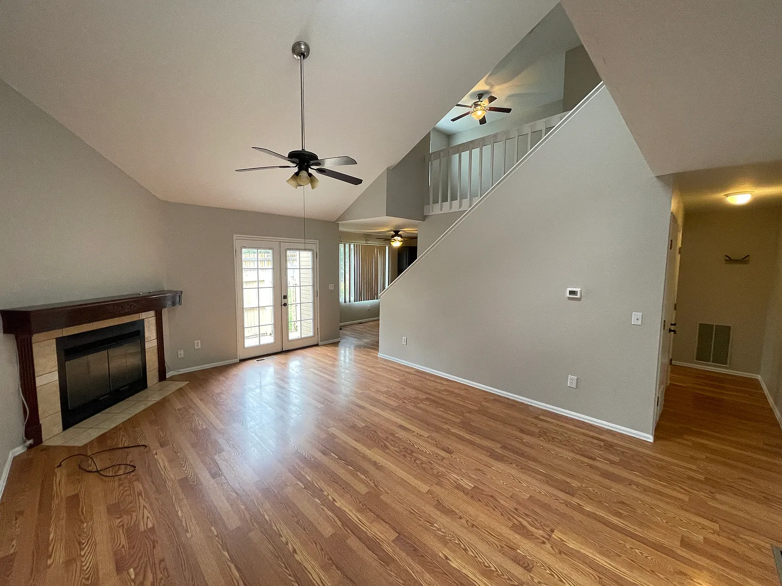 3 bed, 1826 sqft, $2,495 — Photo 2