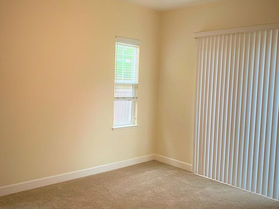 4th image of 1712 Southridge Dr