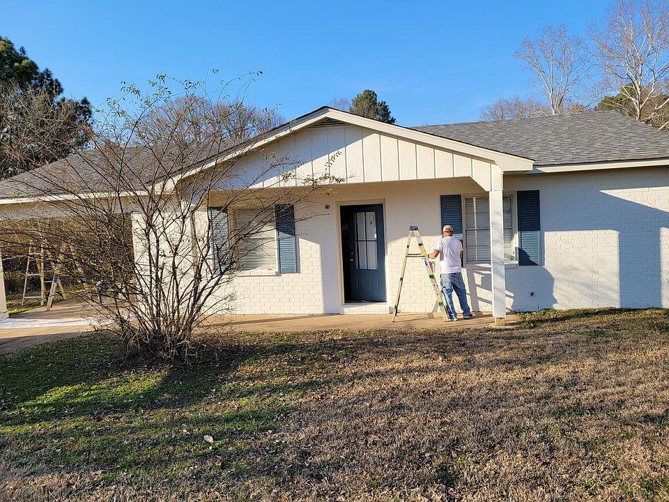 1st image of 733 Martin Luther King Jr Cir