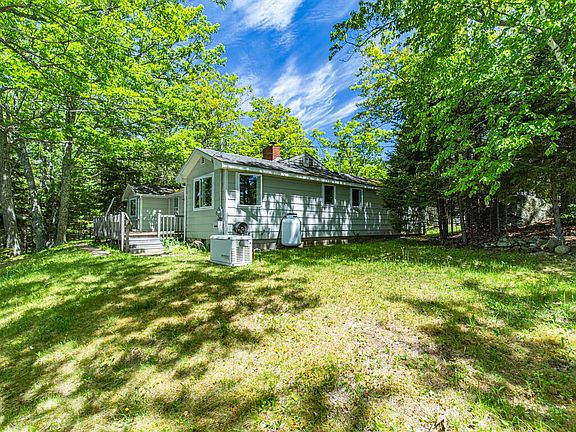 2nd image of 48 Douglass Loop