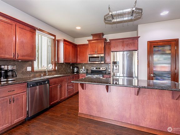 2nd image of 20521 79th Avenue E