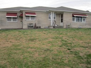 431 W Pike Ave, Petersburg, IN 47567