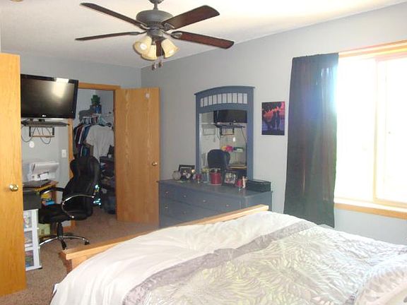 4th image of 38318 Coventry Dr