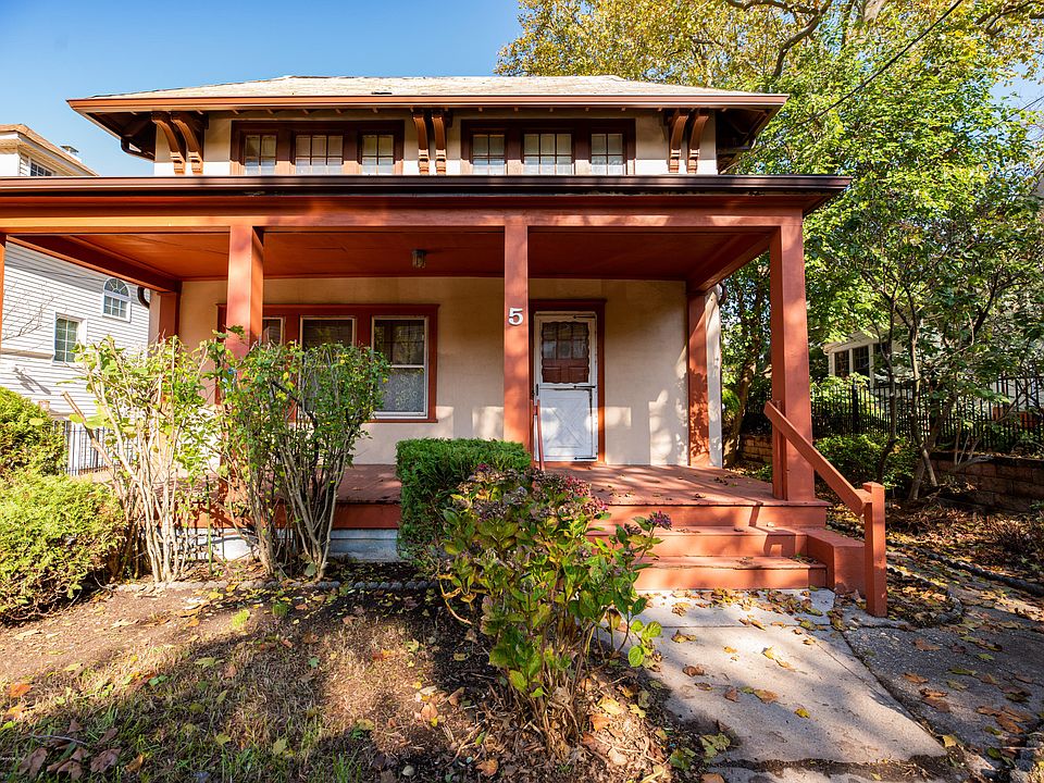 1st image of 5 Belmont Pl