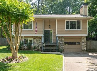 6 Redfern Ct, Fletcher, NC 28732