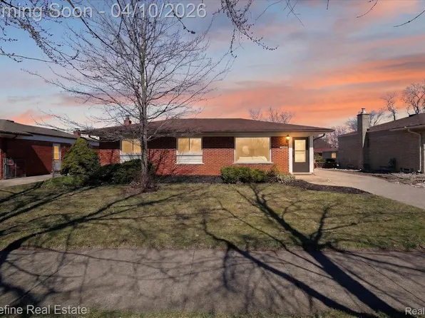 24676 Orchard St, Taylor, MI 48180