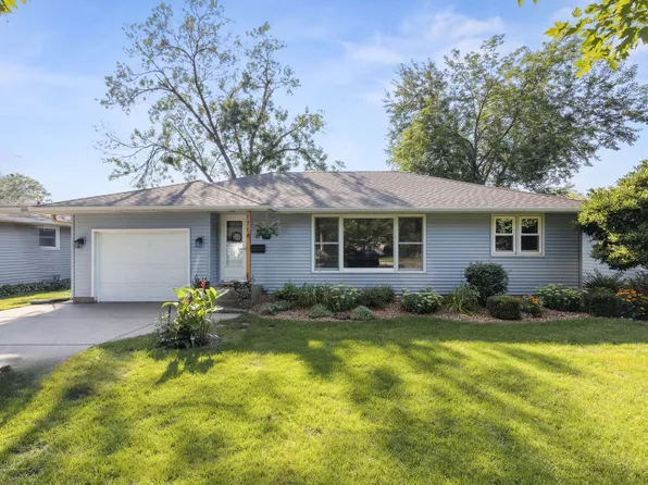 1714 Ramsey St, Hastings, MN 55033