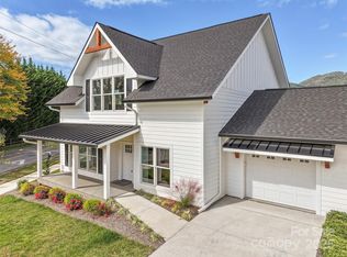 11 Riemar Ln, Waynesville, NC 28786