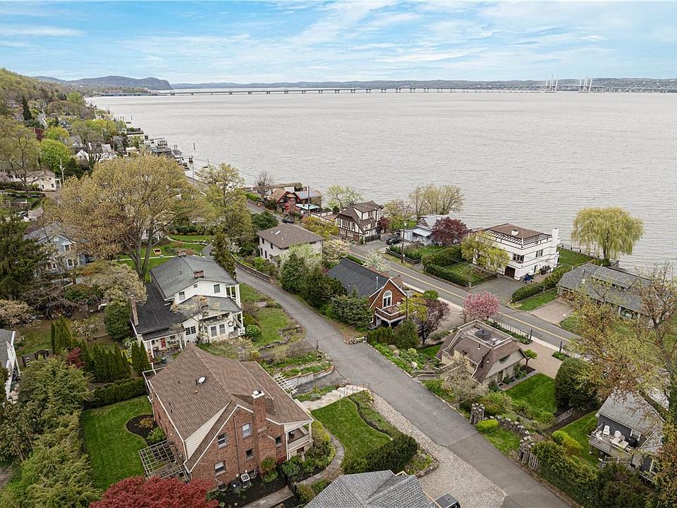1st image of 720 Piermont Avenue