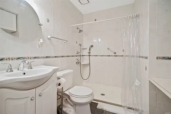 Sold by Century 21 Amiable Realty Group II Inc | media 17