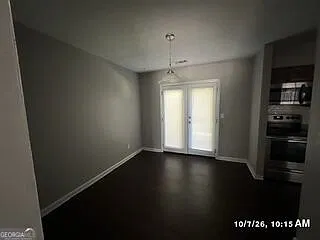2 bed, 1.5 bath, 1120 sqft, $1,350 — Photo 4