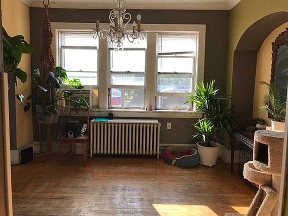 2nd image of 1337 Randolph Ave #2