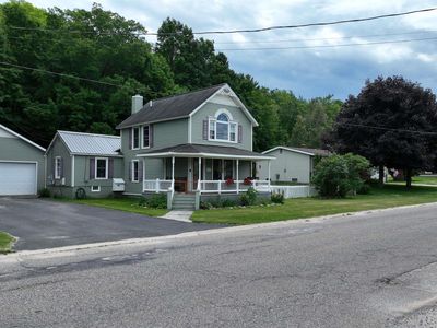 1483 Washington St, Munising, MI, 49862