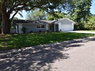 3865 38th Way S, Saint Petersburg, FL 33711