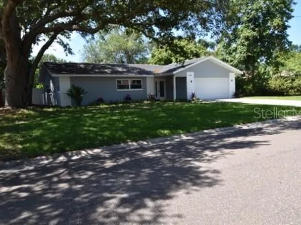 3865 38th Way S, Saint Petersburg, FL 33711