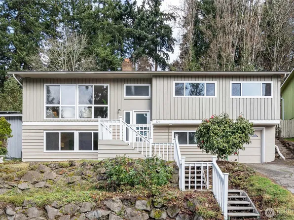 220 NW 176 Place, Shoreline, WA 98177