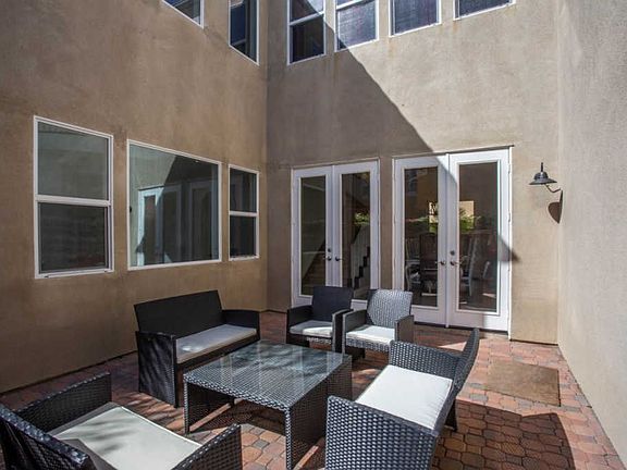 5th image of 13805 Torrey Del Mar Dr