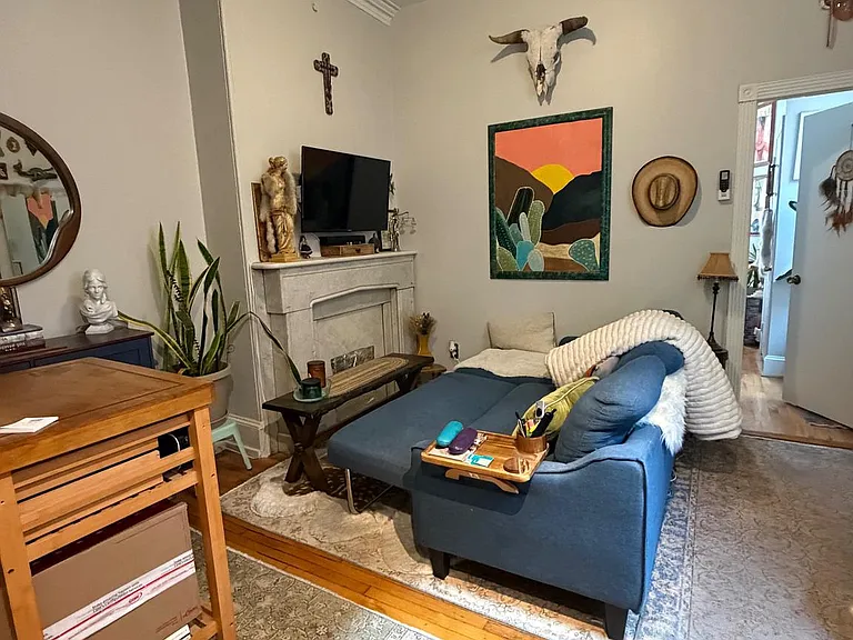 1227 Spruce St #2R — Photo 2