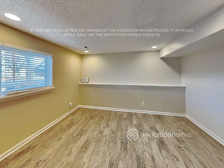 5003 S Richfield Cir — Photo 9
