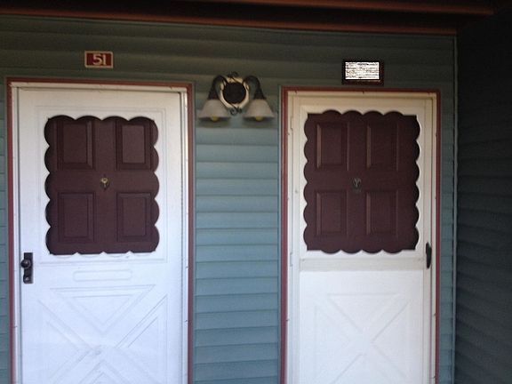 4th image of 51 Bolton Ct #51