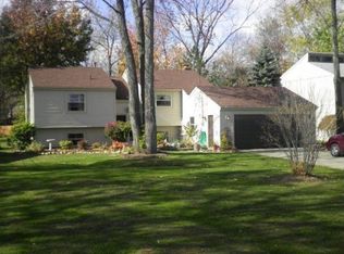 851 Bacon Rd, Painesville, OH 44077