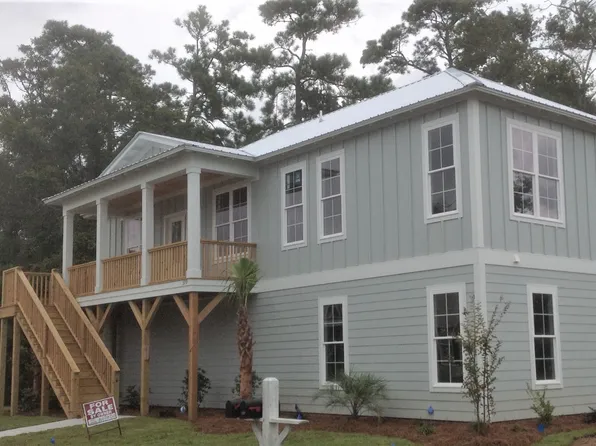 407 Lumbee Cir #102, Pawleys Island, SC 29585