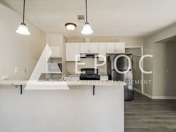 3rd image of 1208 Karen Dr