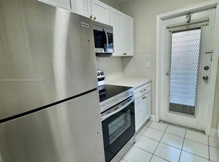 2418 Polk St APT 206, Hollywood, FL 33020