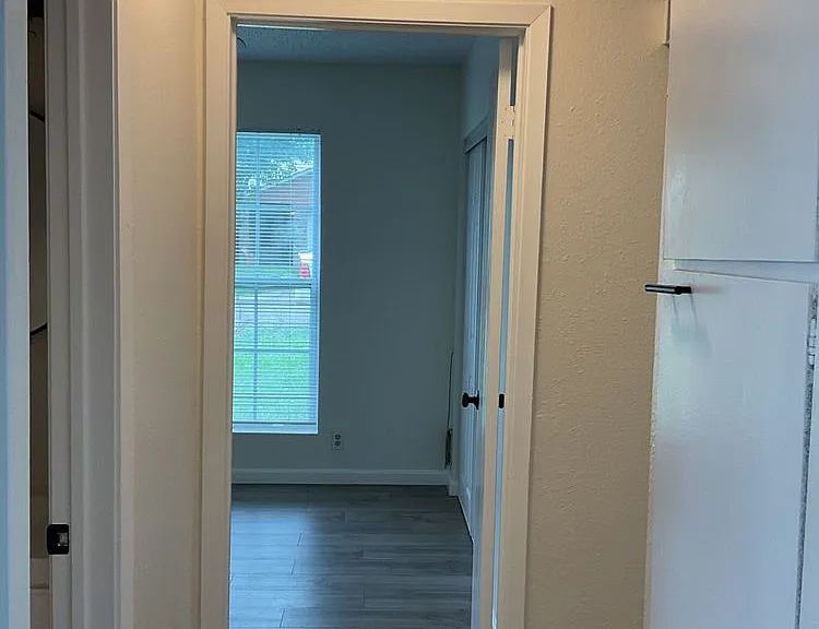 1208 Preswick Cir — Photo 9