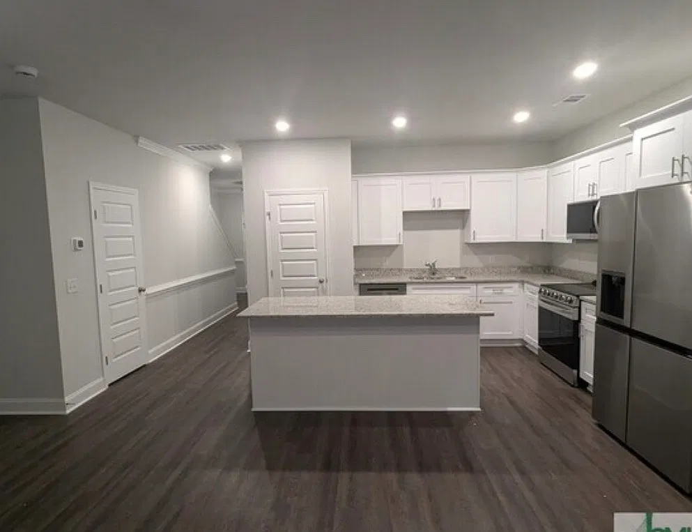 494 Governor Treutlen Cir — Photo 2