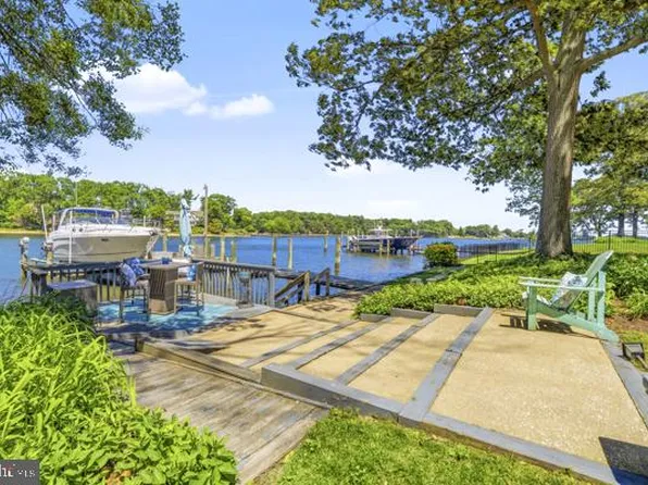 458 Fairoak Dr, Severna Park, MD 21146