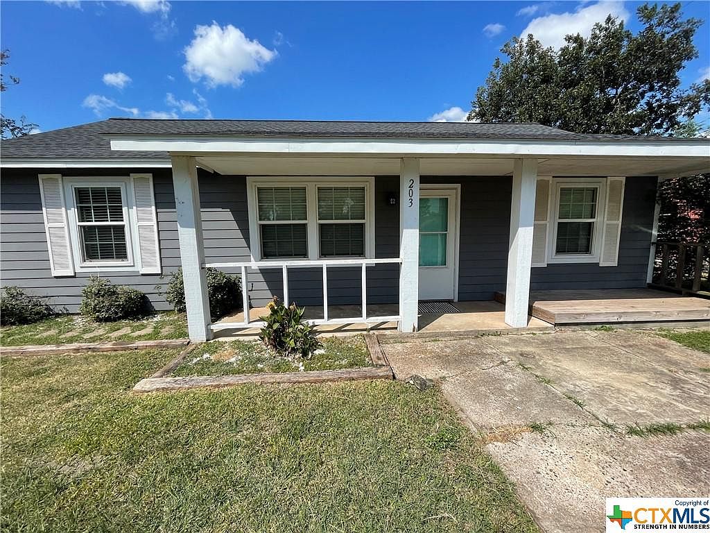 203 Henderson St, Point Comfort, TX 77978 Zillow