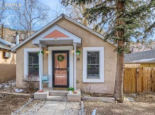 10 Narrows Rd, Manitou Springs, CO 80829