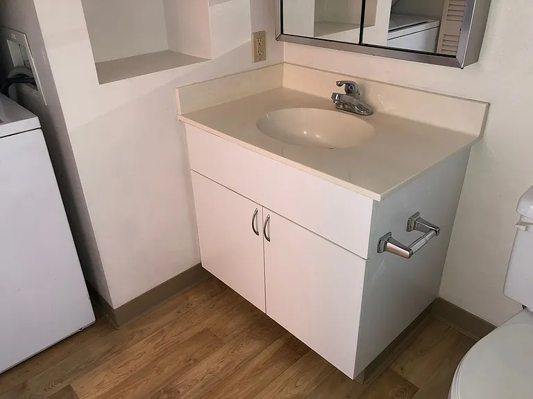 215 N King St #1706 — Photo 24
