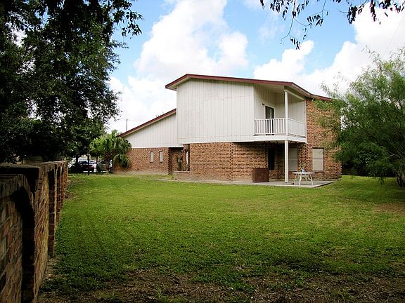 2nd image of 2412 Kerria Ave