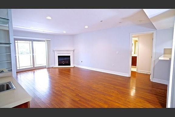 3rd image of 1240 S Sherbourne Dr #0