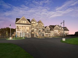 27 Lighthouse Point Rd, Highlands, NJ 07732