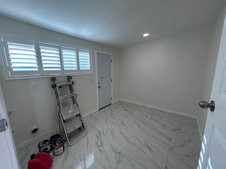 Wash room