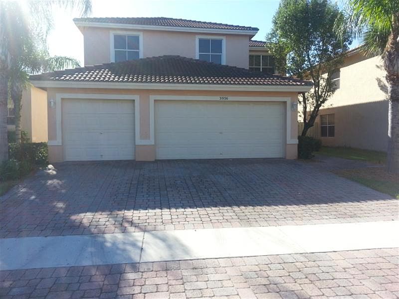 1st image of 3936 Torres Cir