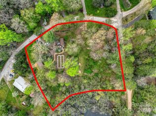 319 Forest Lake Rd, Brevard, NC 28712