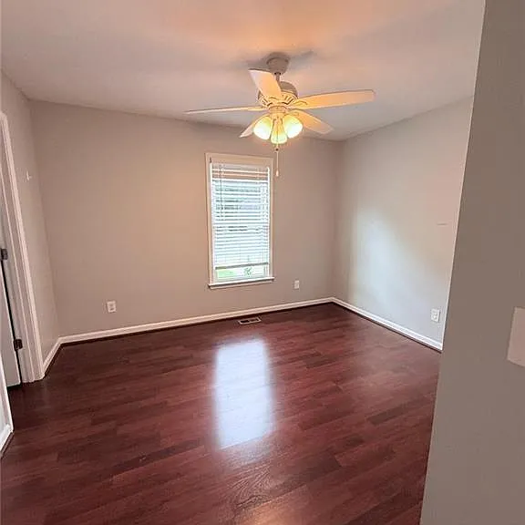 154 Camden Woods Dr — Photo 40