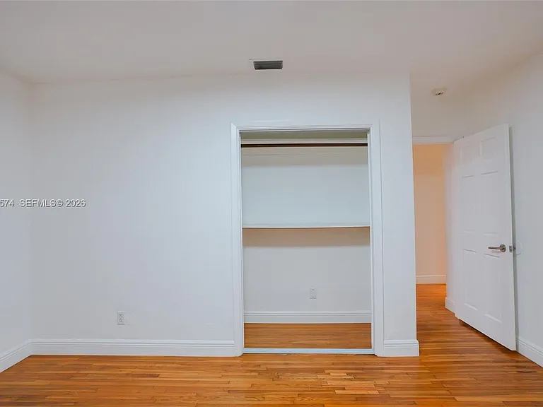 355 Redwood Ln — Photo 15