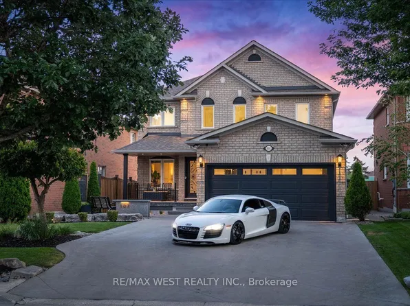107 Wildhaven Cres, Vaughan, ON L6A 2G8
