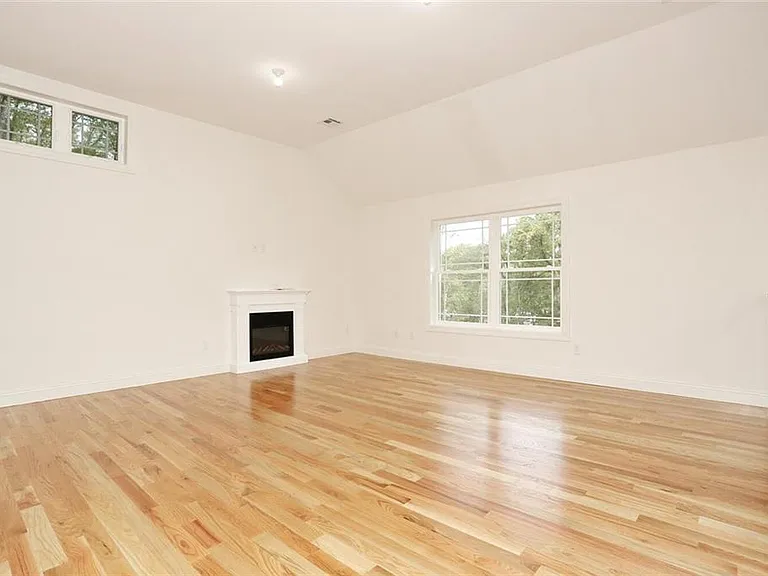 1097 Route 211 W — Photo 21
