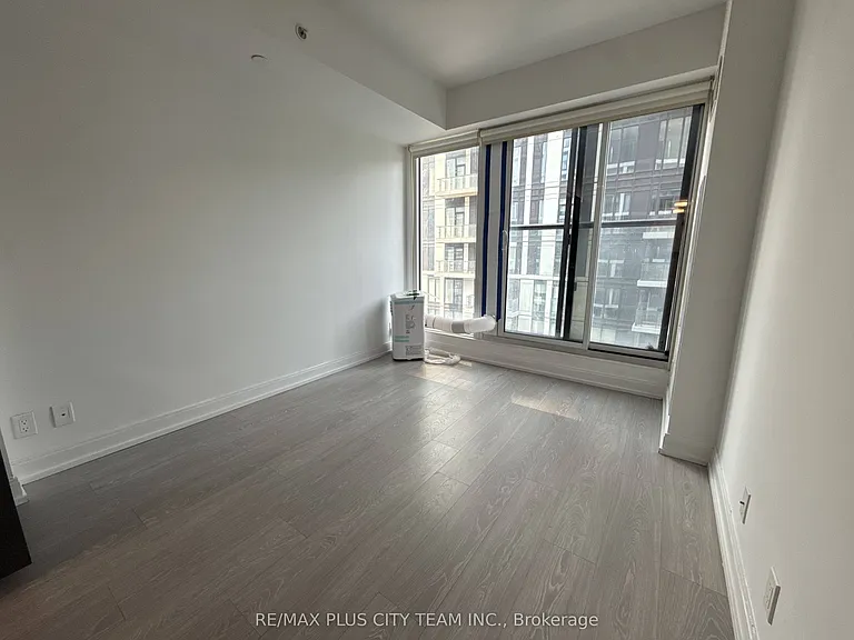 181 Dundas St E #1901 — Photo 2