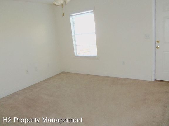 5th image of 3168 Sawtooth Dr